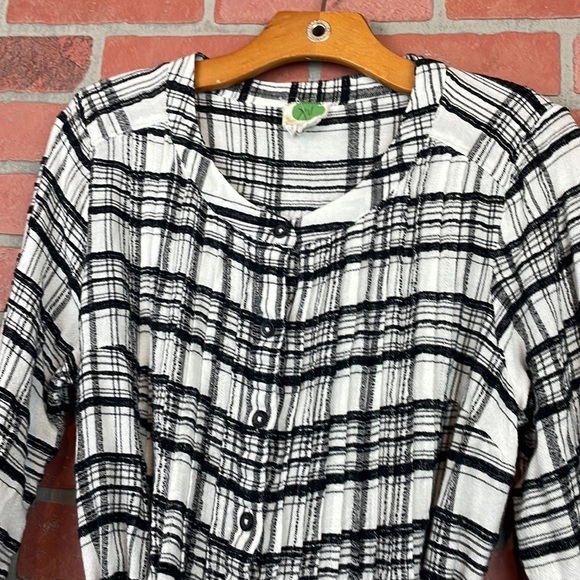 By Anthropologie Black and White Plaid Linen Blend Button Down Tunic Blouse 14 - Picture 3 of 9